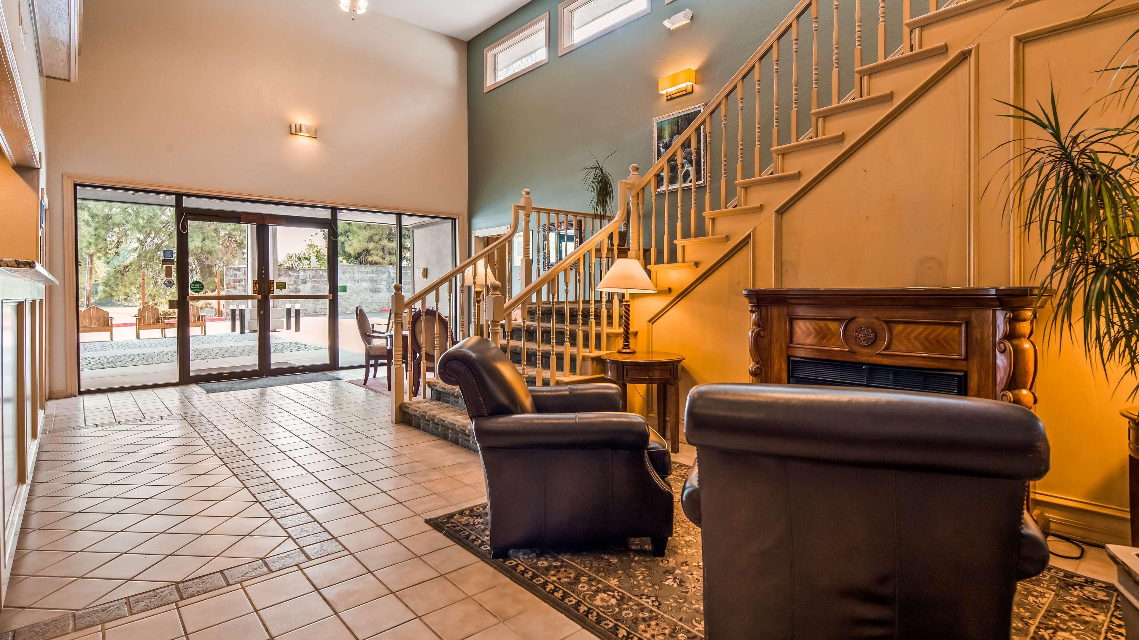 Best Western Inn At The Rogue Rogue River Esterno foto