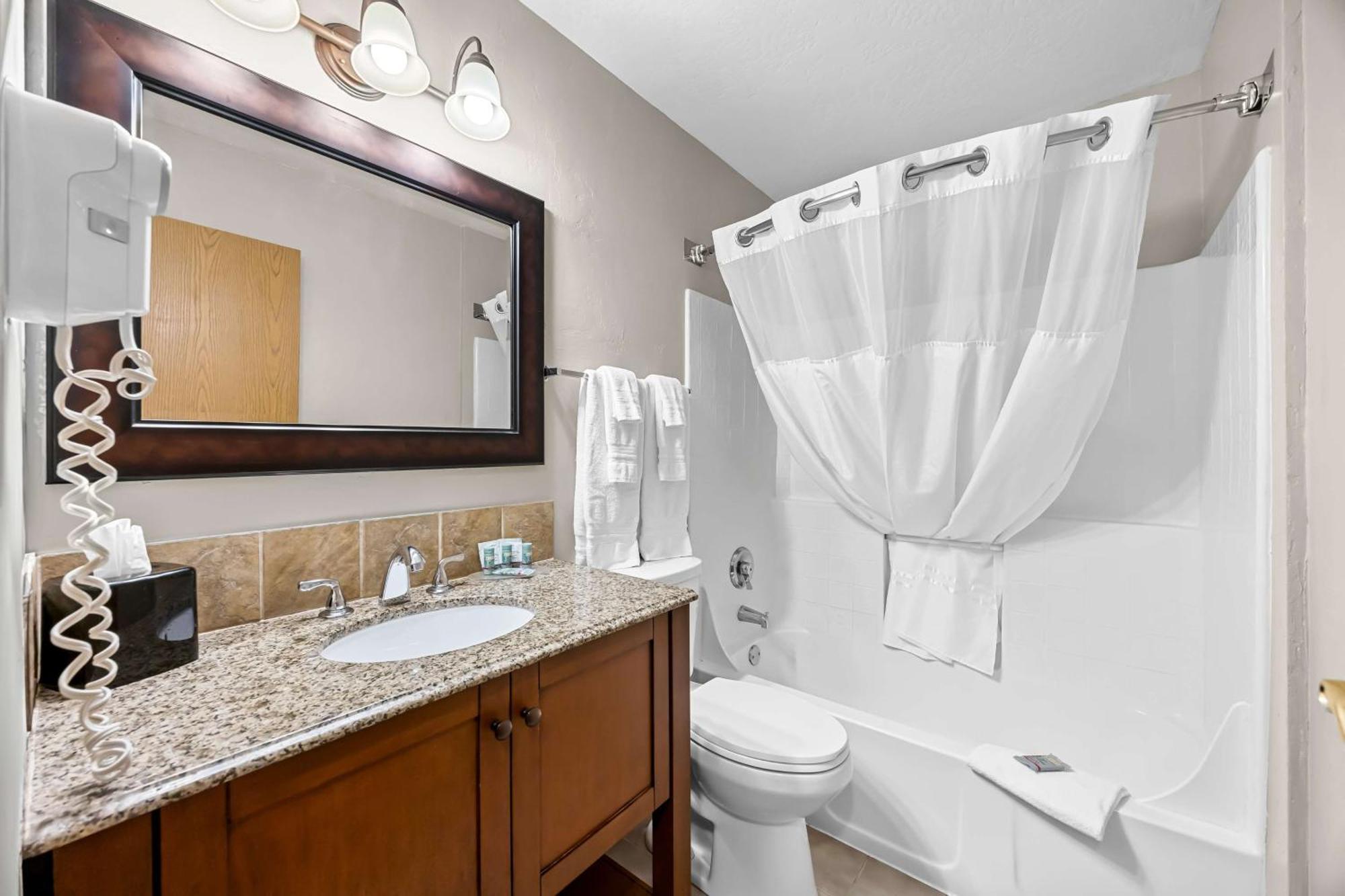 Best Western Inn At The Rogue Rogue River Esterno foto